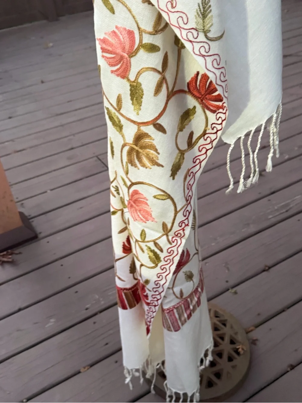 N/A cream shawl